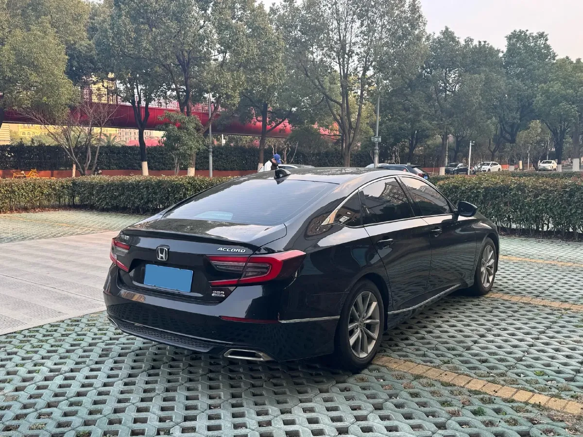 2022 Honda Accord 1.5T 194HP L4 CVT,autocango,china used car exporter,china ev exporter,chinese used car exporter,chinese used ev exporter