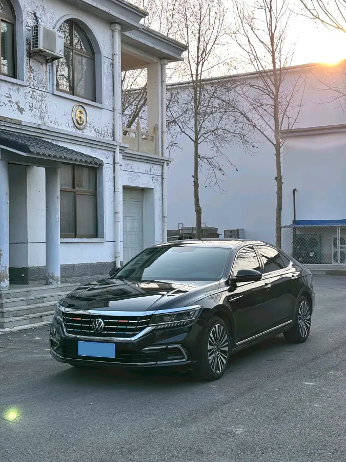 2021 Volkswagen Passat 2.0T 186HP L4 7DCT,autocango,china used car exporter,china ev exporter,chinese used car exporter,chinese used ev exporter