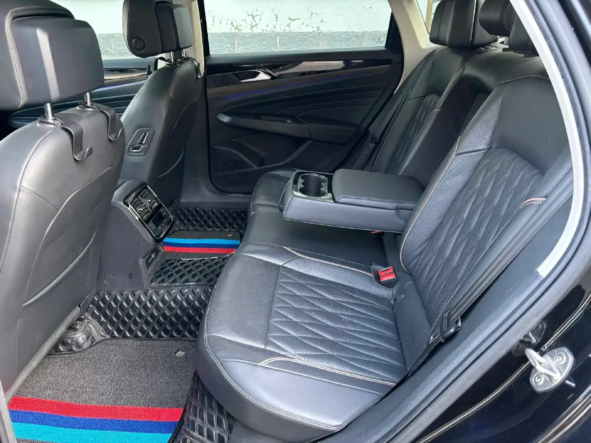 2021 Volkswagen Passat 2.0T 186HP L4 7DCT,autocango,china used car exporter,china ev exporter,chinese used car exporter,chinese used ev exporter