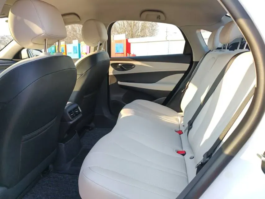 2025 BYD Seal05 DM-i 1.5L 101HP L4 E-CVT PHEV 7.68KWH,autocango,china used car exporter,china ev exporter,chinese used car exporter,chinese used ev exporter