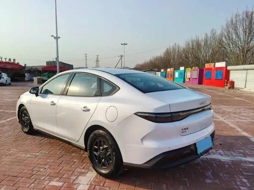 2025 BYD Seal05 DM-i 1.5L 101HP L4 E-CVT PHEV 7.68KWH,autocango,china used car exporter,china ev exporter,chinese used car exporter,chinese used ev exporter