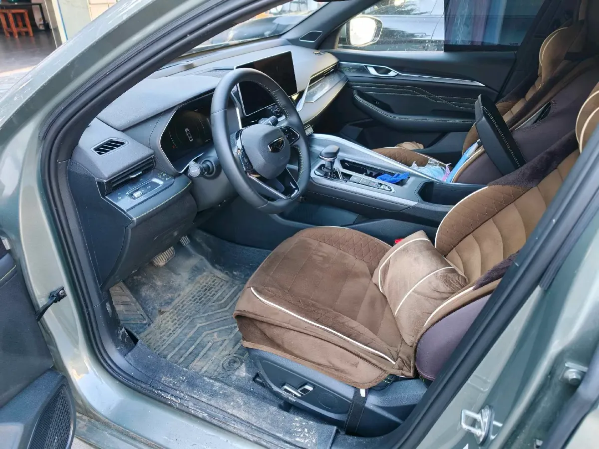 2023 Geely Preface 1.5T 181HP L4 7DCT,autocango,china used car exporter,china ev exporter,chinese used car exporter,chinese used ev exporter