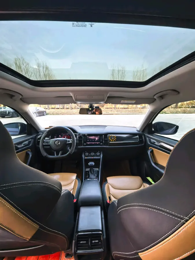 2019 Skoda Kodiak GT 2.0T 220HP L4 7DCT,autocango,china used car exporter,china ev exporter,chinese used car exporter,chinese used ev exporter