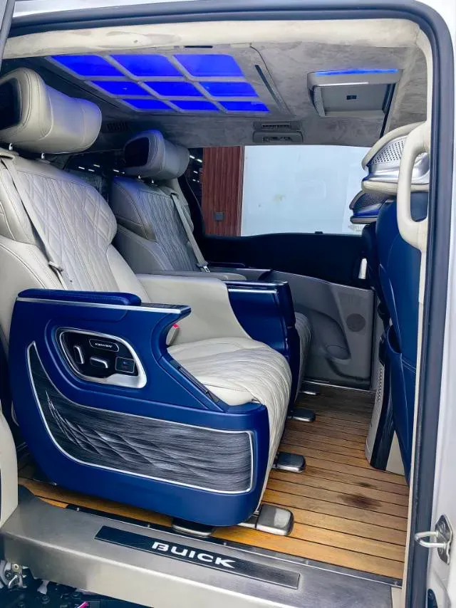 2021 Buick GL8 2.0T 237HP L4 9AT,autocango,china used car exporter,china ev exporter,chinese used car exporter,chinese used ev exporter