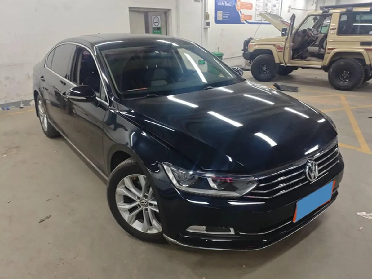 2019 Volkswagen Magotan 2.0T 186HP L4 7DCT,autocango,china used car exporter,china ev exporter,chinese used car exporter,chinese used ev exporter