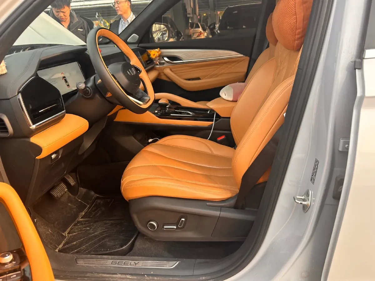 2022 Geely Monjaro 1.5T 150HP L3 3DHT PHEV 41.2KWH,autocango,china used car exporter,china ev exporter,chinese used car exporter,chinese used ev exporter