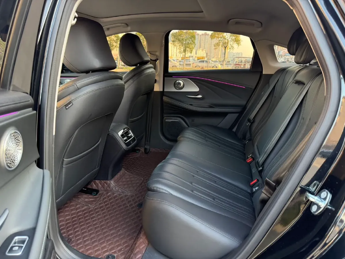 2024 Fulwin FulwinA8 1.5T 156HP L4 1DHT PHEV 18.3KWH,autocango,china used car exporter,china ev exporter,chinese used car exporter,chinese used ev exporter