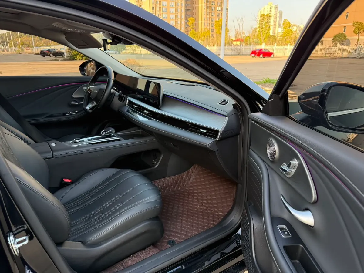 2024 Fulwin FulwinA8 1.5T 156HP L4 1DHT PHEV 18.3KWH,autocango,china used car exporter,china ev exporter,chinese used car exporter,chinese used ev exporter