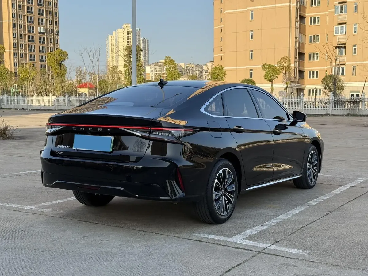 2024 Fulwin FulwinA8 1.5T 156HP L4 1DHT PHEV 18.3KWH,autocango,china used car exporter,china ev exporter,chinese used car exporter,chinese used ev exporter