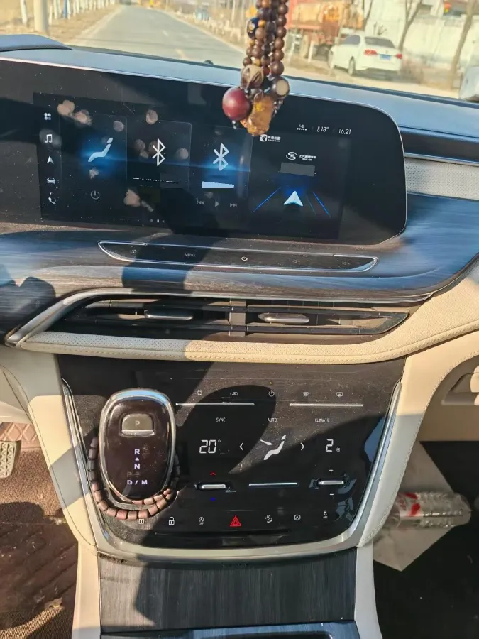 2021 Buick GL8 2.0T 237HP L4 9AT,autocango,china used car exporter,china ev exporter,chinese used car exporter,chinese used ev exporter