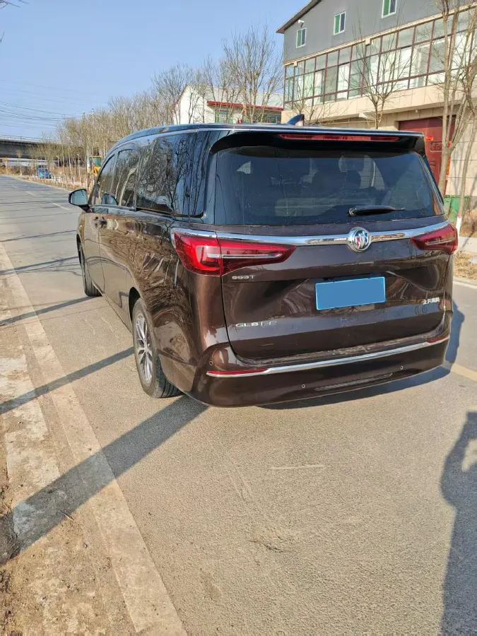 2021 Buick GL8 2.0T 237HP L4 9AT,autocango,china used car exporter,china ev exporter,chinese used car exporter,chinese used ev exporter