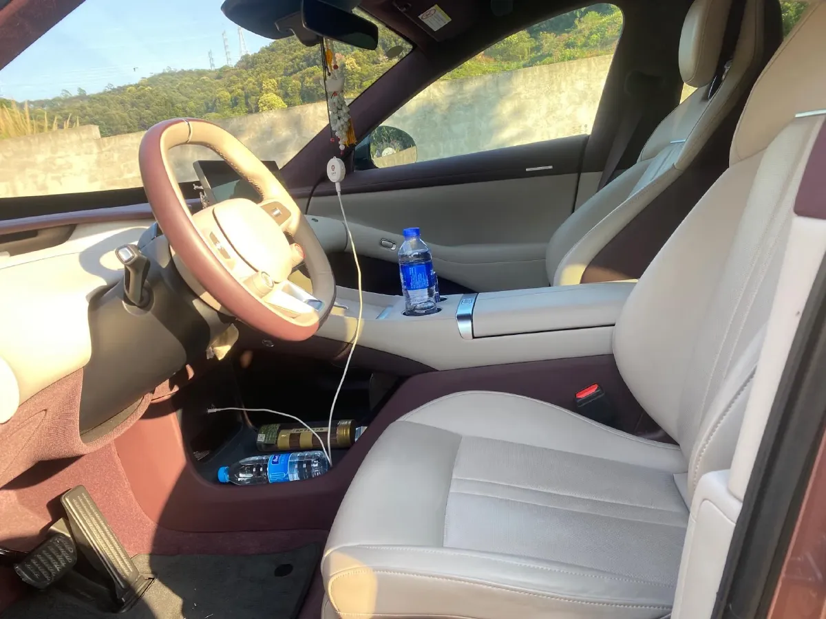 2025 MI YU7 BEV 101.7KWH,autocango,china used car exporter,china ev exporter,chinese used car exporter,chinese used ev exporter