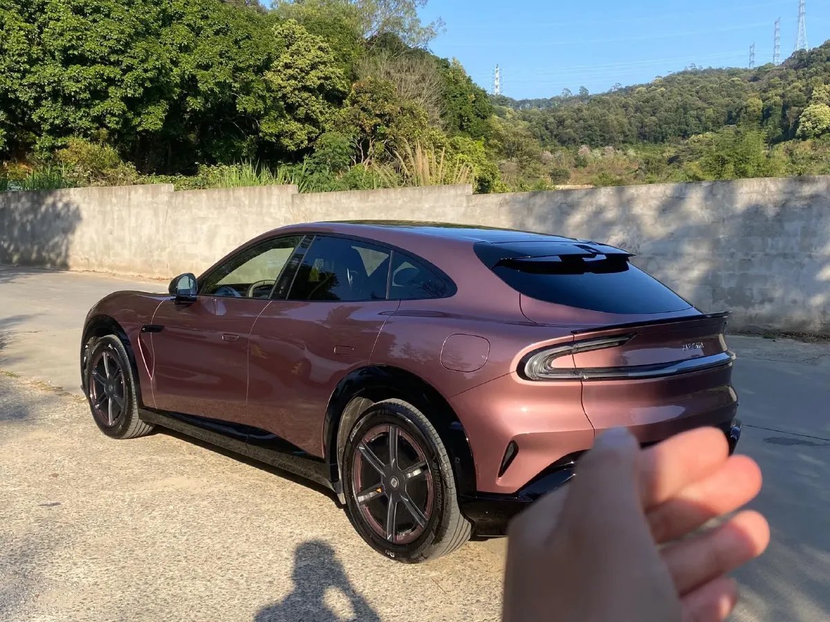 2025 MI YU7 BEV 101.7KWH,autocango,china used car exporter,china ev exporter,chinese used car exporter,chinese used ev exporter