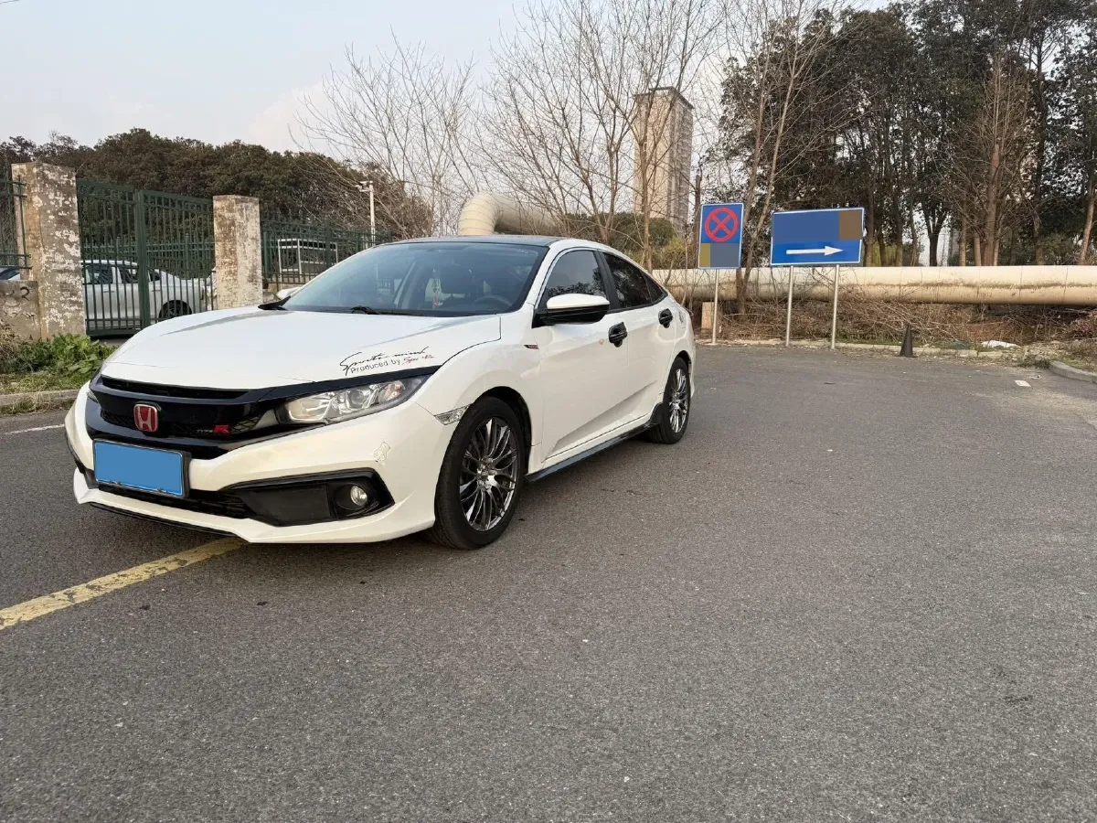 2019 Honda Civic 1.5T 177HP L4 CVT,autocango,china used car exporter,china ev exporter,chinese used car exporter,chinese used ev exporter