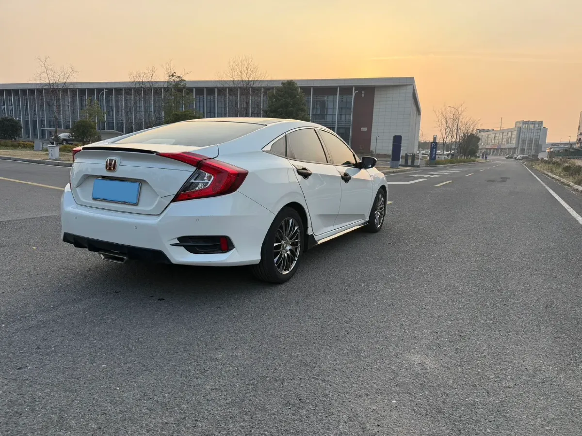 2019 Honda Civic 1.5T 177HP L4 CVT,autocango,china used car exporter,china ev exporter,chinese used car exporter,chinese used ev exporter