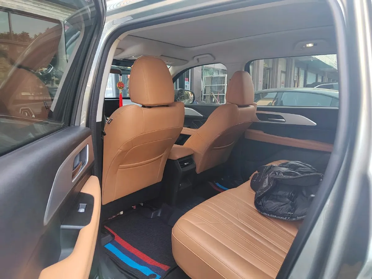 2023 Haval H5 2.0T 224HP L4 8AT,autocango,china used car exporter,china ev exporter,chinese used car exporter,chinese used ev exporter