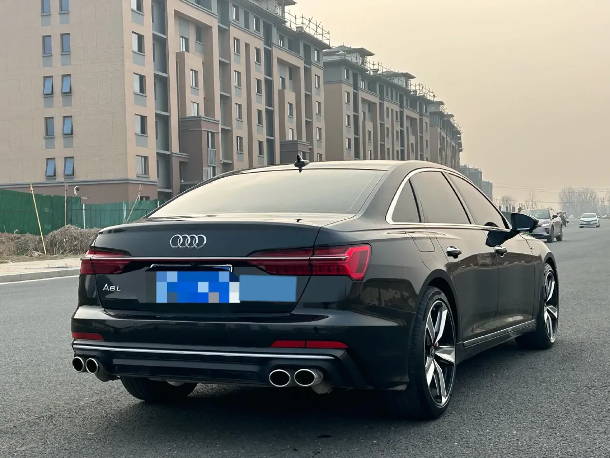 2021 Audi A6L 2.0T 190HP L4 7DCT,autocango,china used car exporter,china ev exporter,chinese used car exporter,chinese used ev exporter