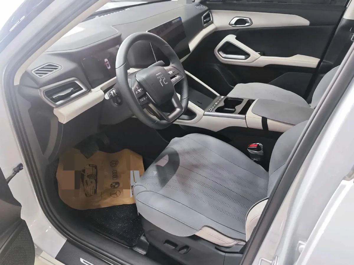 2025 BYD YuanUP BEV 45.12KWH,autocango,china used car exporter,china ev exporter,chinese used car exporter,chinese used ev exporter