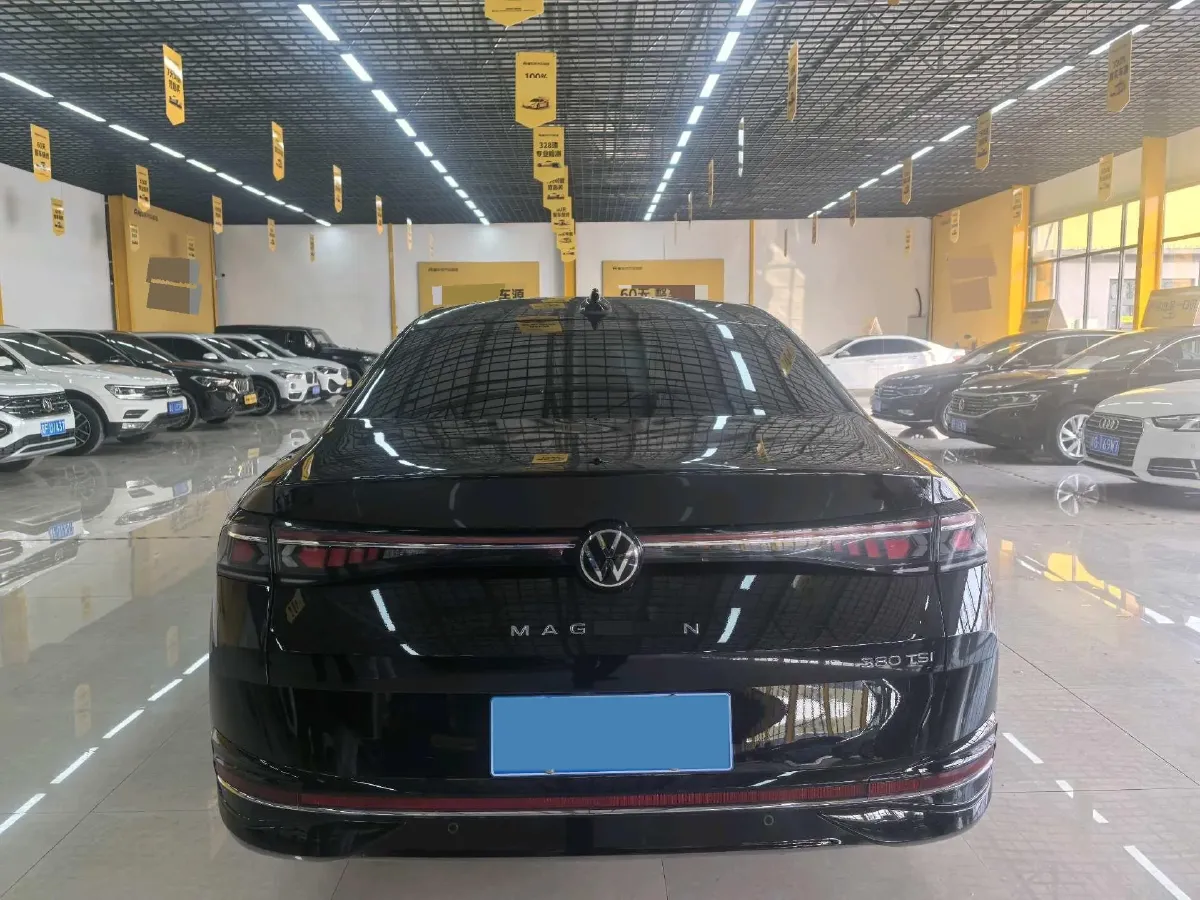 2024 Volkswagen Magotan 2.0T 220HP L4 7DCT,autocango,china used car exporter,china ev exporter,chinese used car exporter,chinese used ev exporter