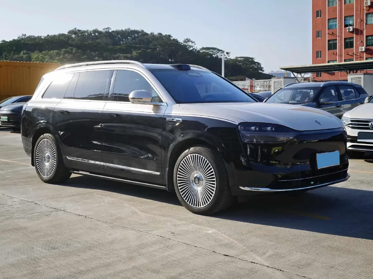 2024 AITO AITO M9 1.5T 152HP L4 REEV 42KWH,autocango,china used car exporter,china ev exporter,chinese used car exporter,chinese used ev exporter