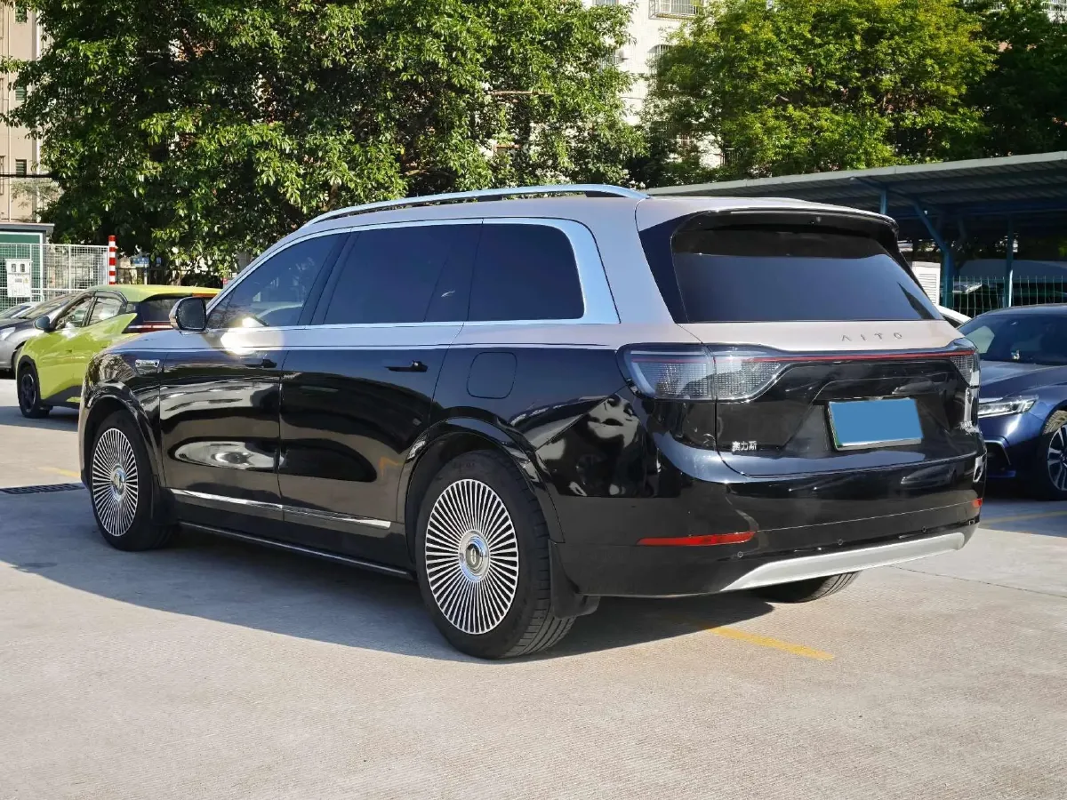 2024 AITO AITO M9 1.5T 152HP L4 REEV 42KWH,autocango,china used car exporter,china ev exporter,chinese used car exporter,chinese used ev exporter