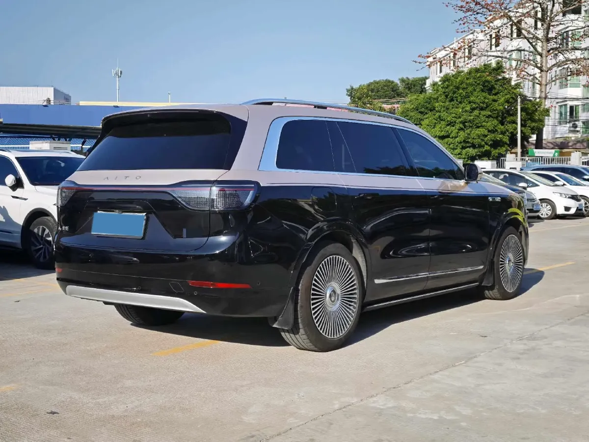 2024 AITO AITO M9 1.5T 152HP L4 REEV 42KWH,autocango,china used car exporter,china ev exporter,chinese used car exporter,chinese used ev exporter