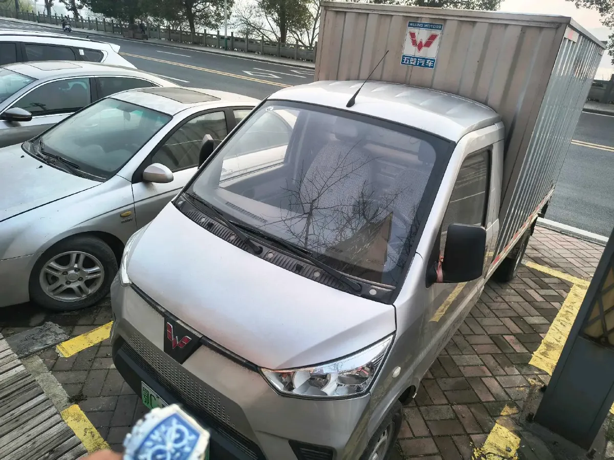 2021 ChangAn Kaicene RuiXing EM60 BEV 41.86KWH,autocango,china used car exporter,china ev exporter,chinese used car exporter,chinese used ev exporter