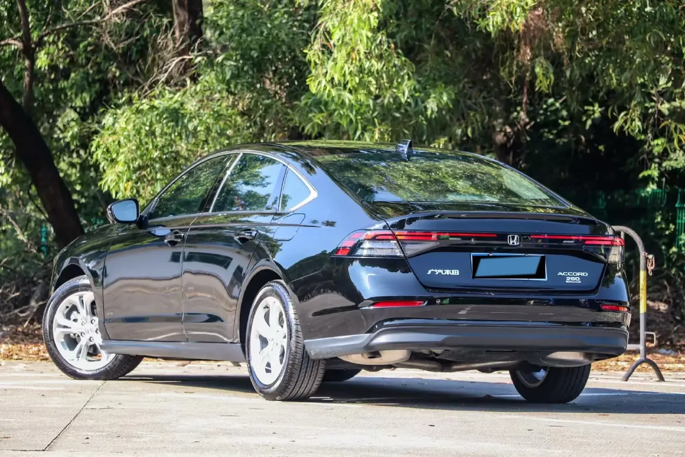 2023 Honda Accord 1.5T 192HP L4 CVT,autocango,china used car exporter,china ev exporter,chinese used car exporter,chinese used ev exporter