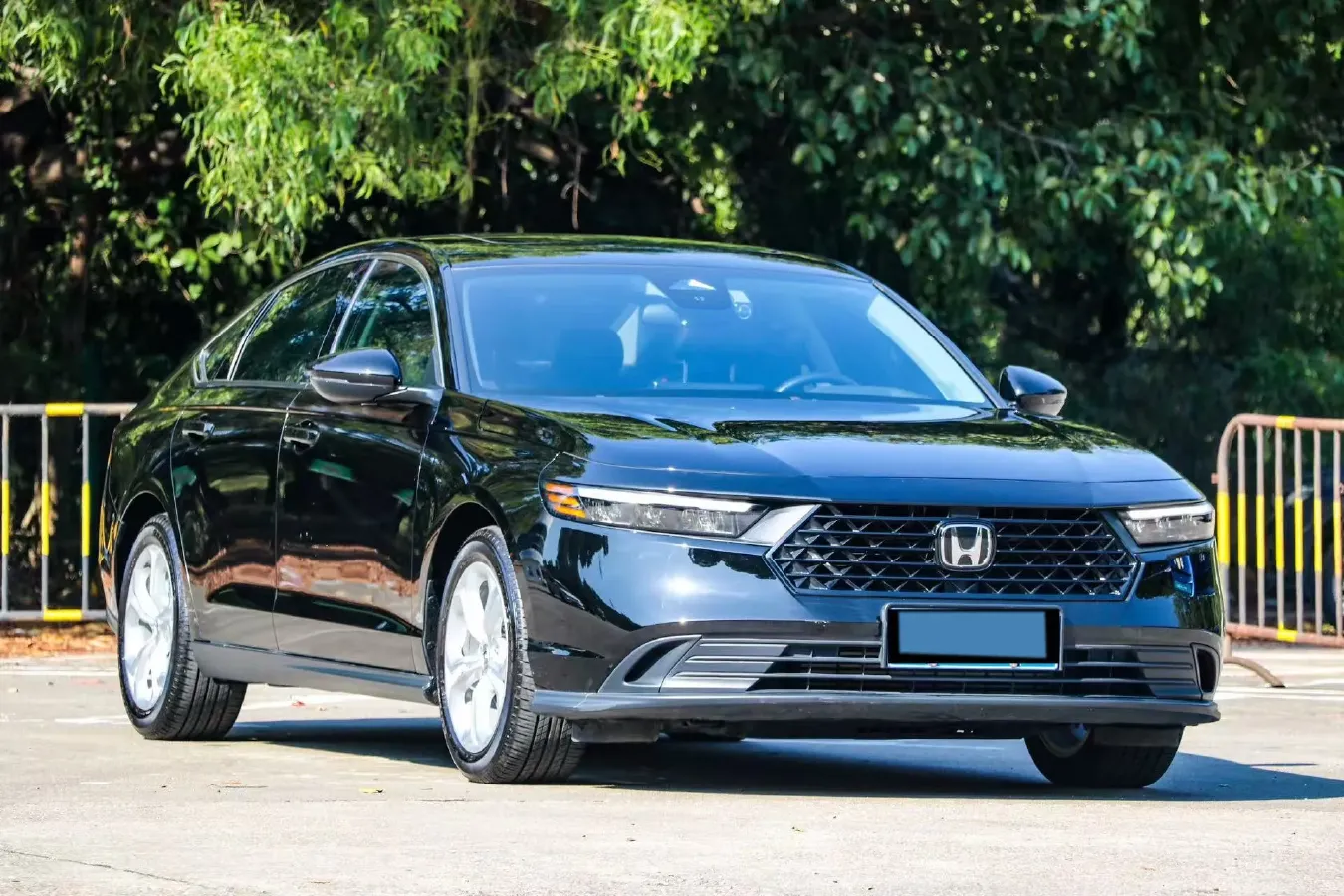 2023 Honda Accord 1.5T 192HP L4 CVT,autocango,china used car exporter,china ev exporter,chinese used car exporter,chinese used ev exporter