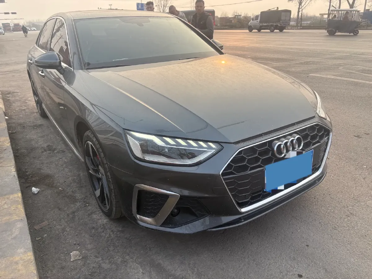 2020 Audi A4L 2.0T 190HP L4 7DCT,autocango,china used car exporter,china ev exporter,chinese used car exporter,chinese used ev exporter