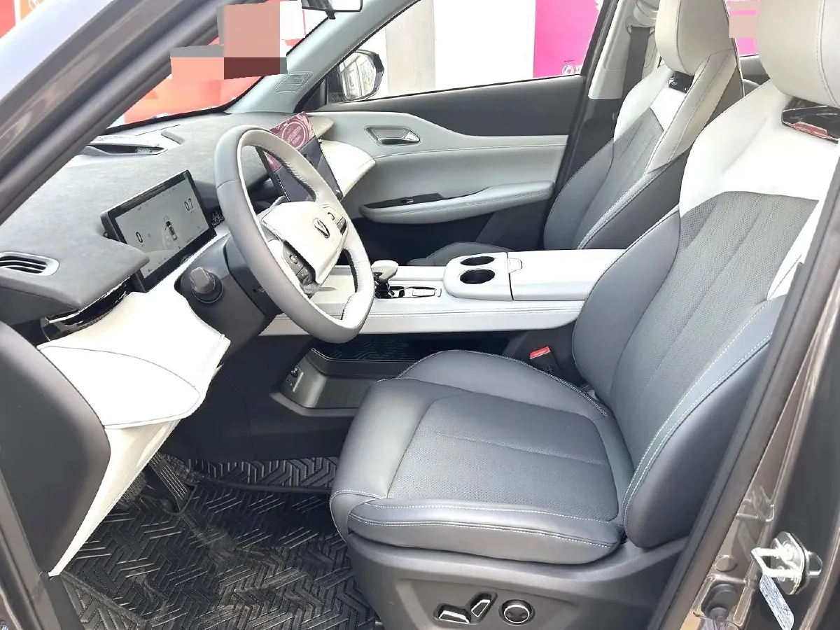 2025 ChangAn UNI-Z 1.5T 188HP L4 7DCT,autocango,china used car exporter,china ev exporter,chinese used car exporter,chinese used ev exporter