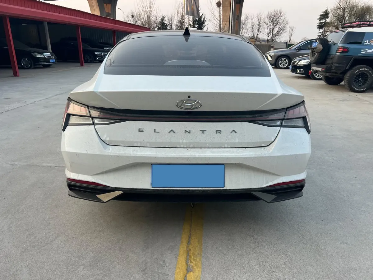 2021 Hyundai Elantra 1.5L 115HP L4 CVT,autocango,china used car exporter,china ev exporter,chinese used car exporter,chinese used ev exporter