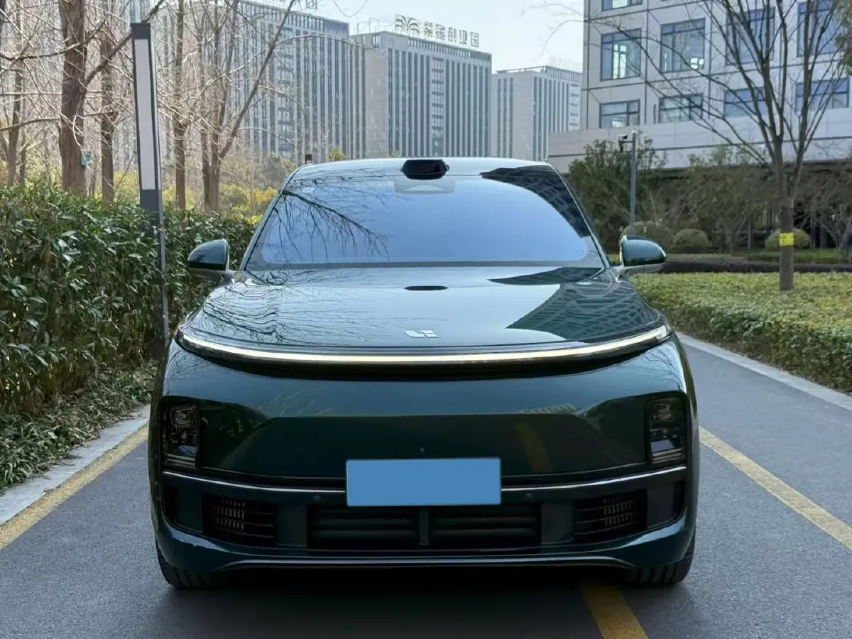 2022 Li L9 Range Extended 154HP REEV 42.6KWH,autocango,china used car exporter,china ev exporter,chinese used car exporter,chinese used ev exporter