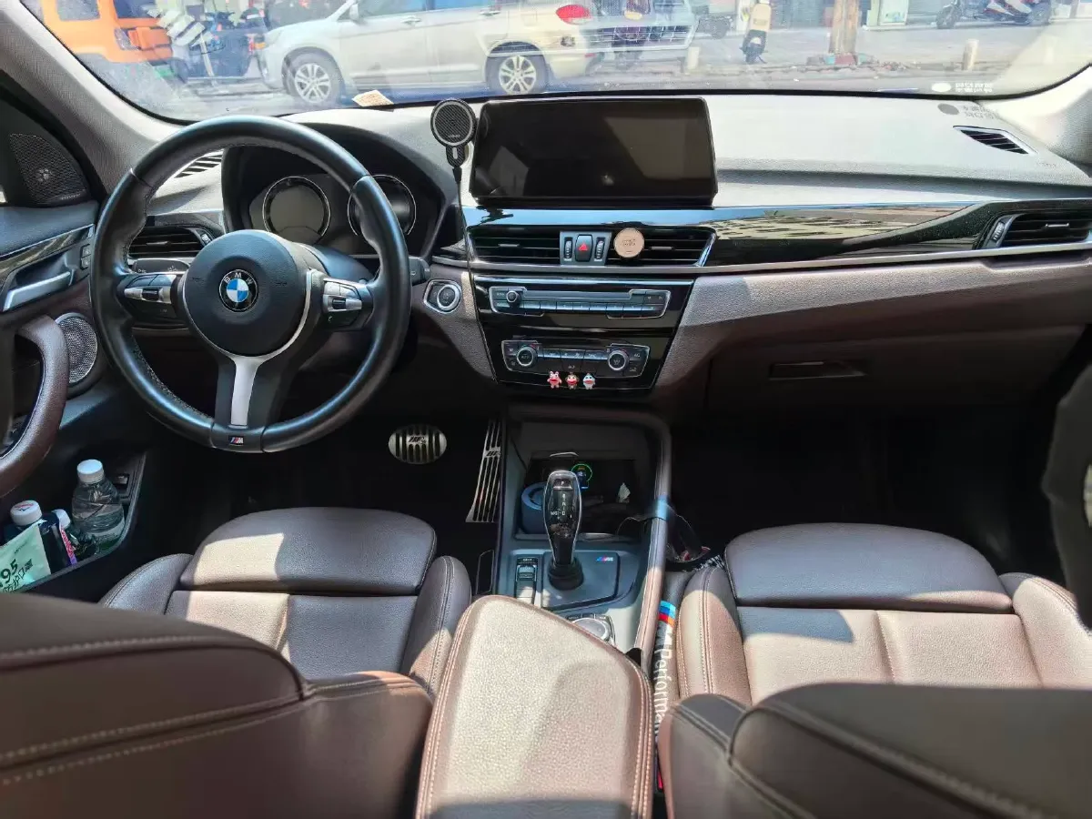 2021 BMW X1 2.0T 192HP L4 7DCT,autocango,china used car exporter,china ev exporter,chinese used car exporter,chinese used ev exporter
