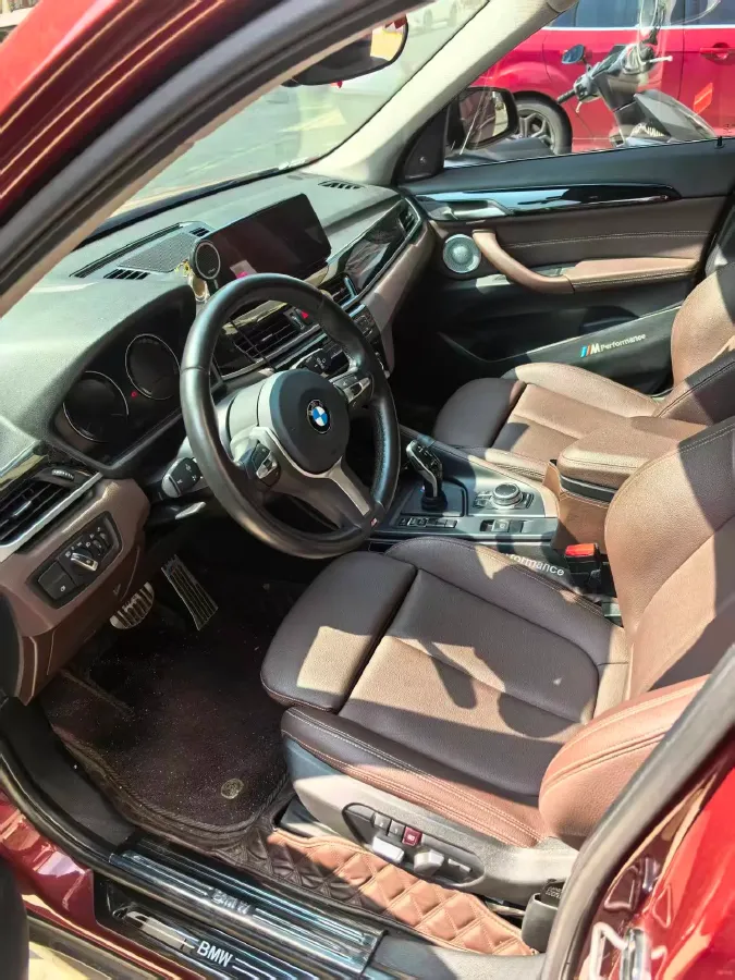 2021 BMW X1 2.0T 192HP L4 7DCT,autocango,china used car exporter,china ev exporter,chinese used car exporter,chinese used ev exporter