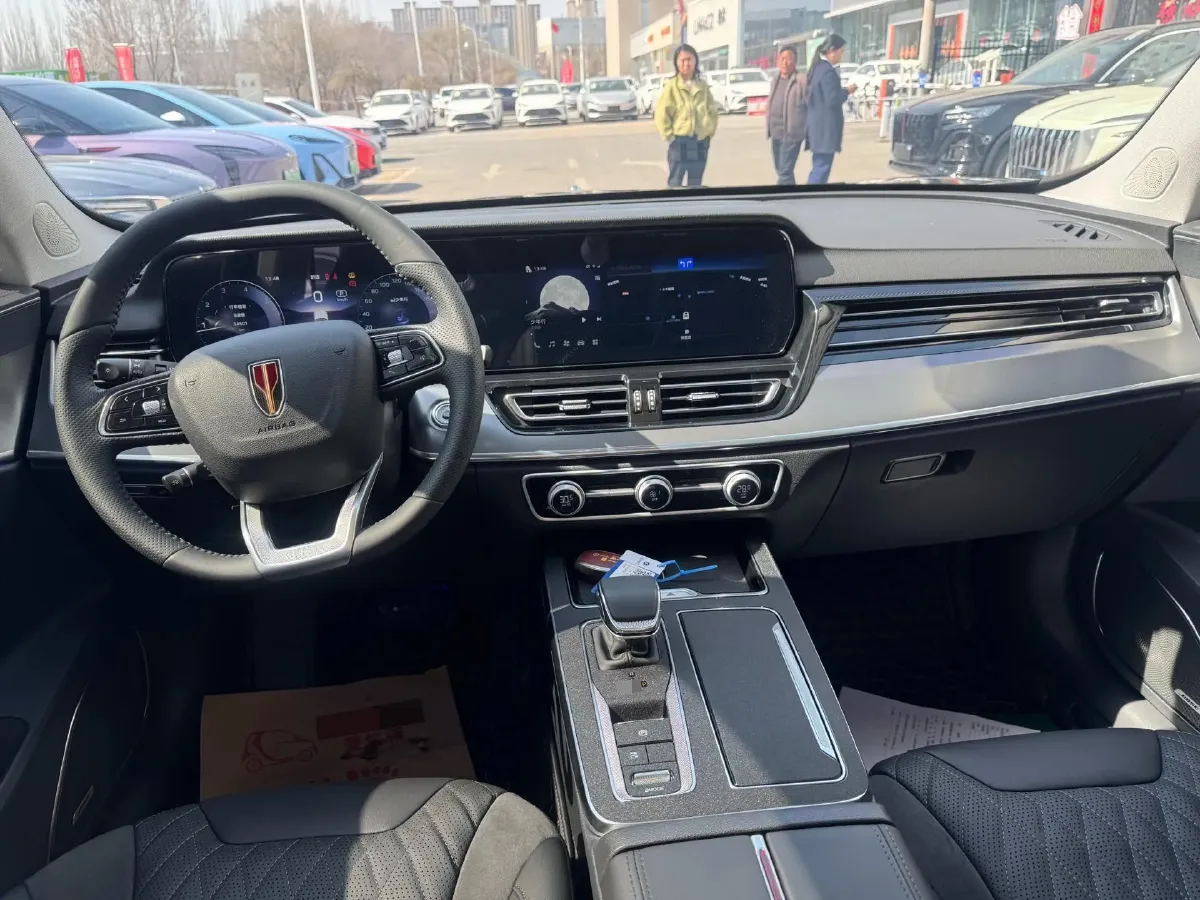 2023 HongQi HS5 2.0T 252HP L4 8AT,autocango,china used car exporter,china ev exporter,chinese used car exporter,chinese used ev exporter