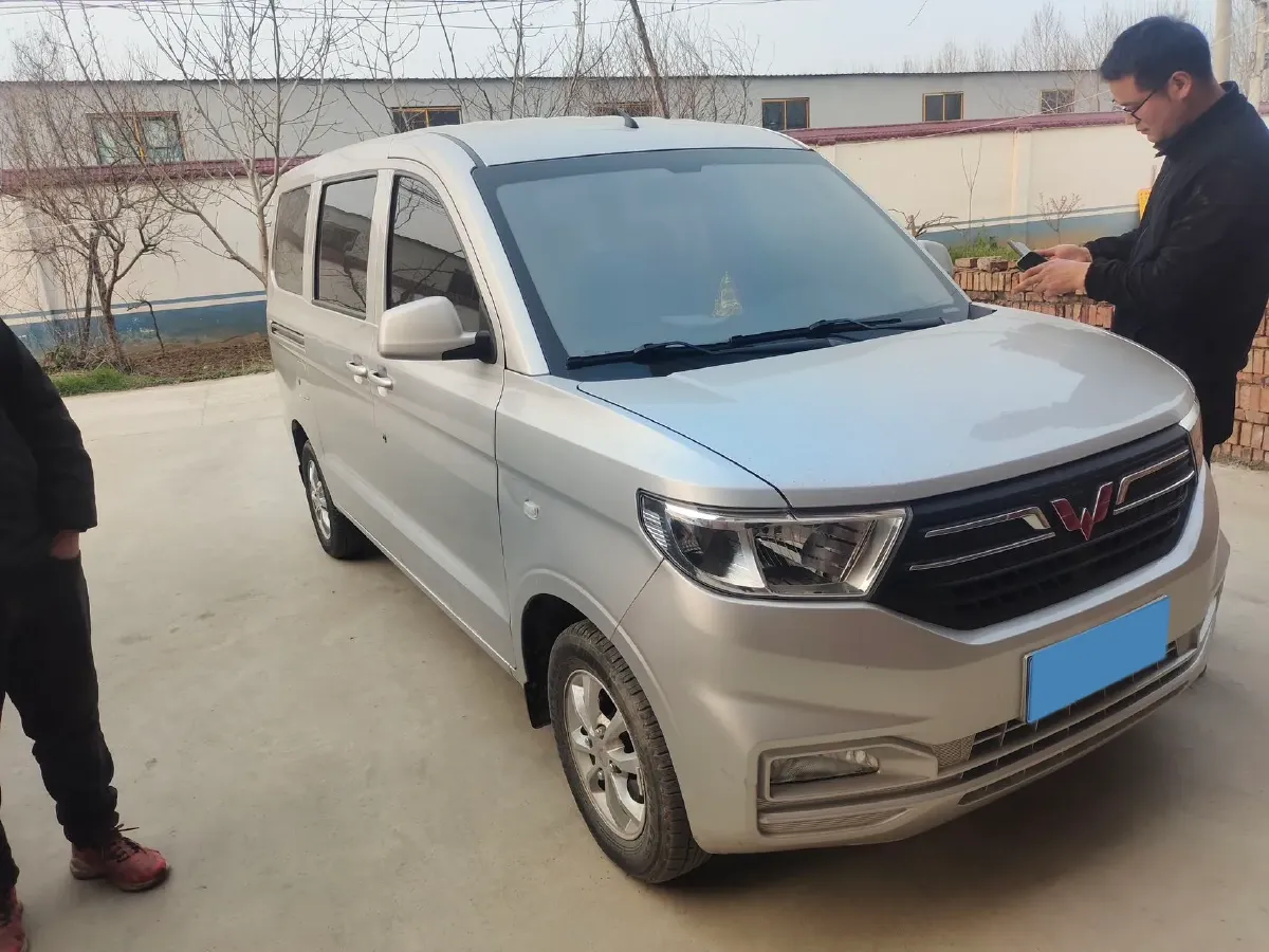 2022 JinBei Little Sea Lion X30 1.5L 102HP L4 5MT,autocango,china used car exporter,china ev exporter,chinese used car exporter,chinese used ev exporter