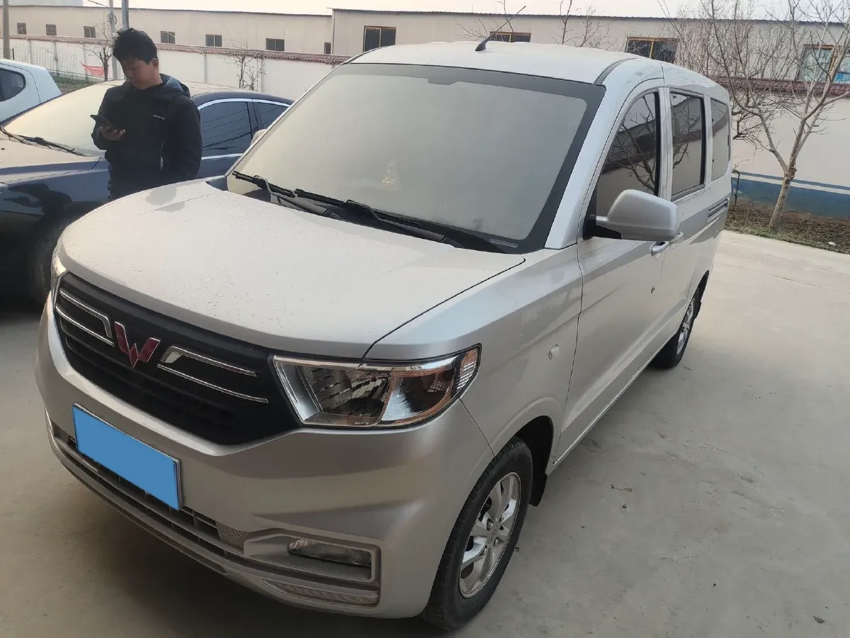 2022 JinBei Little Sea Lion X30 1.5L 102HP L4 5MT,autocango,china used car exporter,china ev exporter,chinese used car exporter,chinese used ev exporter