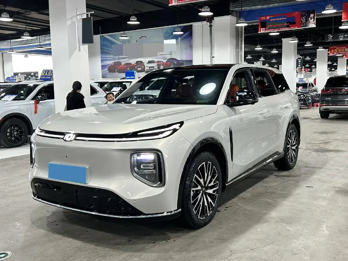 2025 ChangAn QiYuan Q07 1.5T 150HP L4 E-CVT PHEV,autocango,china used car exporter,china ev exporter,chinese used car exporter,chinese used ev exporter