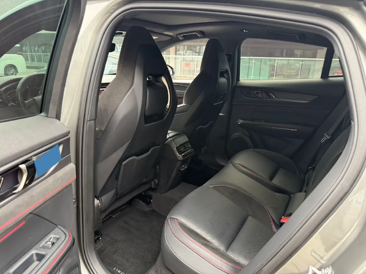 2020 LYNK&CO 05 2.0T 254HP L4 8AT,autocango,china used car exporter,china ev exporter,chinese used car exporter,chinese used ev exporter