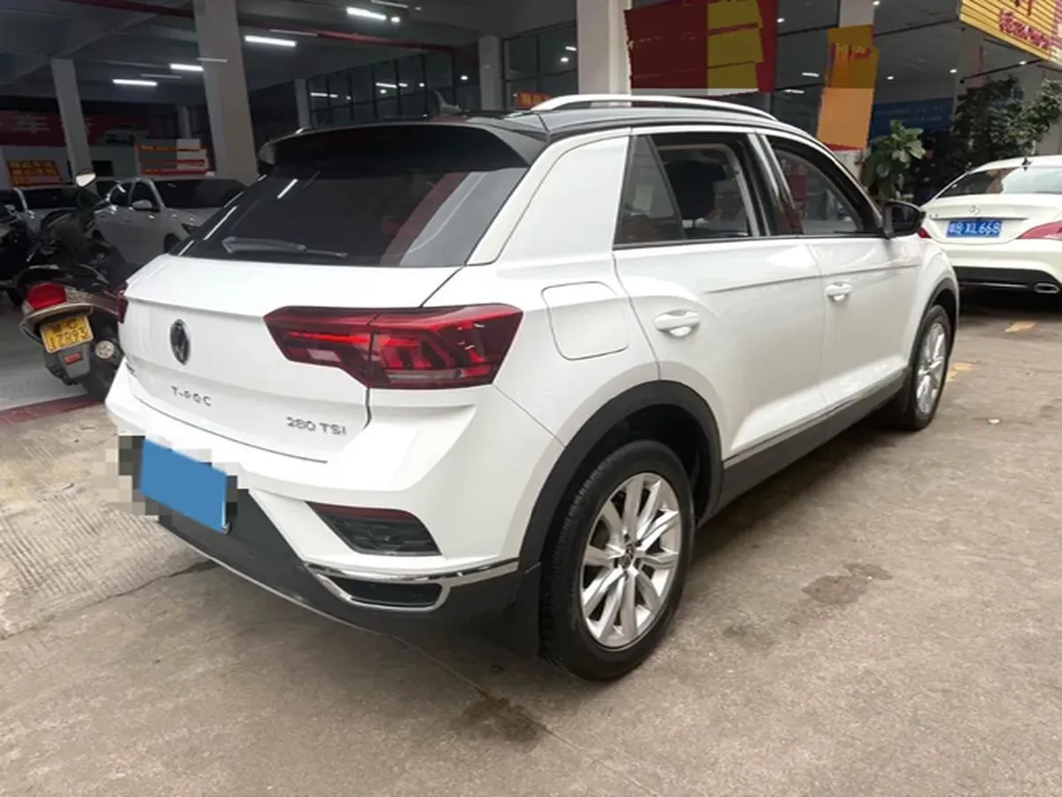 2021 Volkswagen T-Roc 1.4T 150HP L4 7DCT,autocango,china used car exporter,china ev exporter,chinese used car exporter,chinese used ev exporter