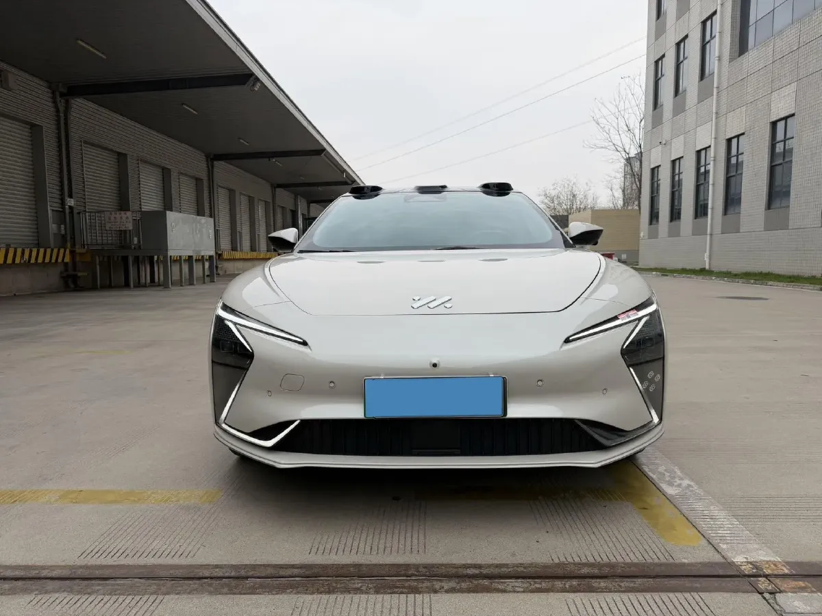 2022 IM L7 BEV 90KWH,autocango,china used car exporter,china ev exporter,chinese used car exporter,chinese used ev exporter