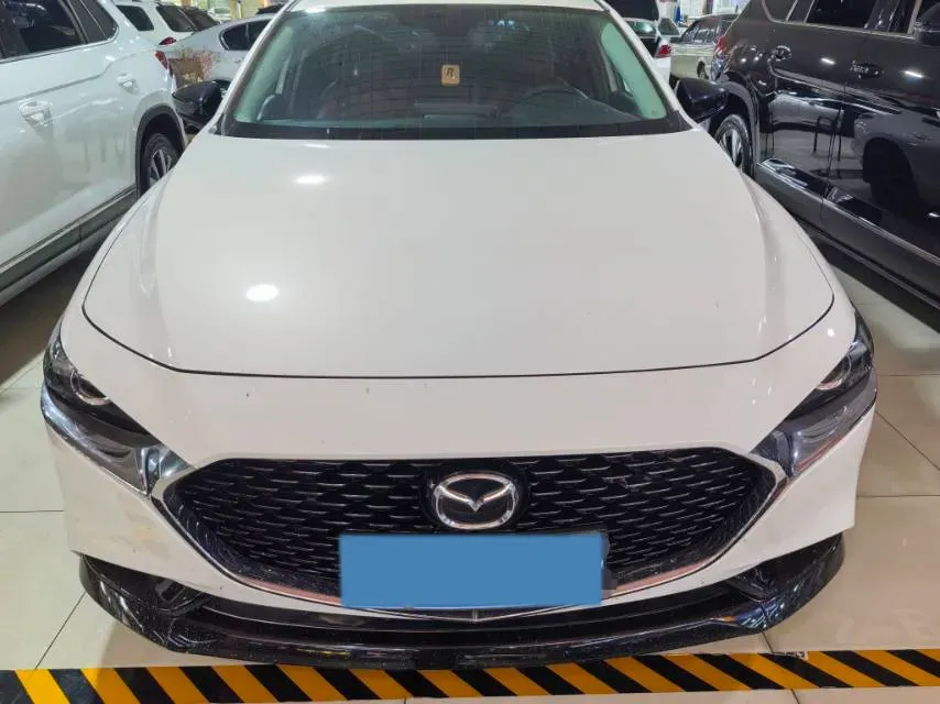 2023 Mazda 3 Axela 2.0L 158HP L4 6AT,autocango,china used car exporter,china ev exporter,chinese used car exporter,chinese used ev exporter