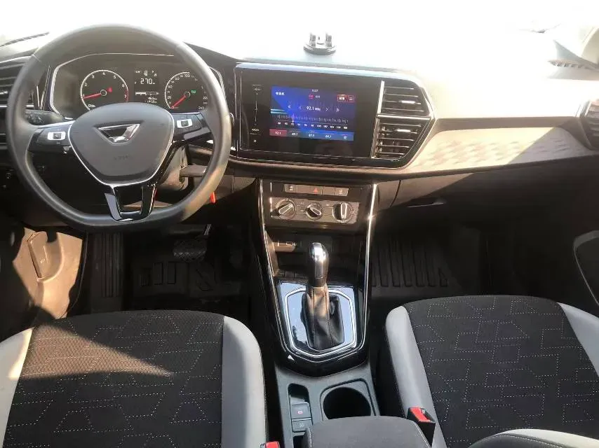 2022 Jetta VS5 1.4T 150HP L4 6AT,autocango,china used car exporter,china ev exporter,chinese used car exporter,chinese used ev exporter