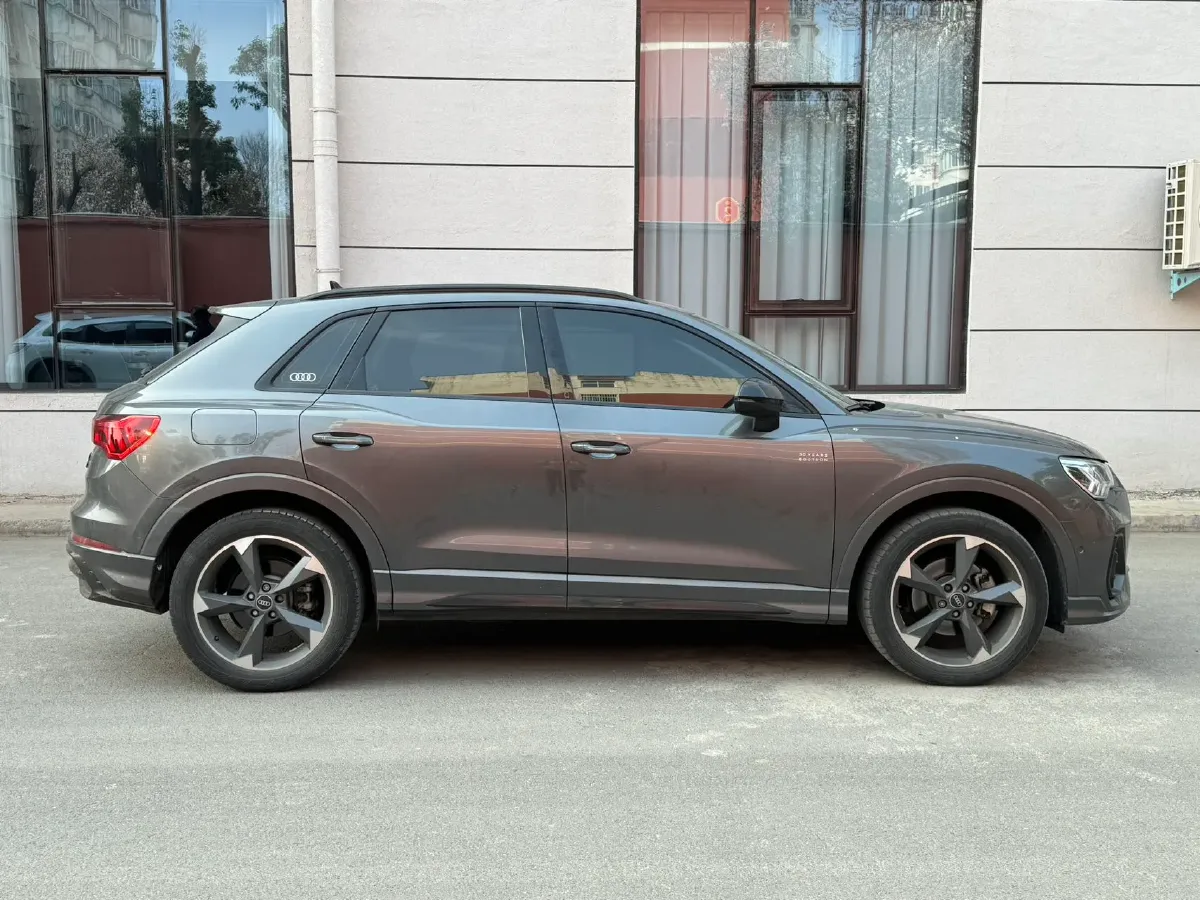 2021 Audi Q3 1.4T 150HP L4 7DCT,autocango,china used car exporter,china ev exporter,chinese used car exporter,chinese used ev exporter