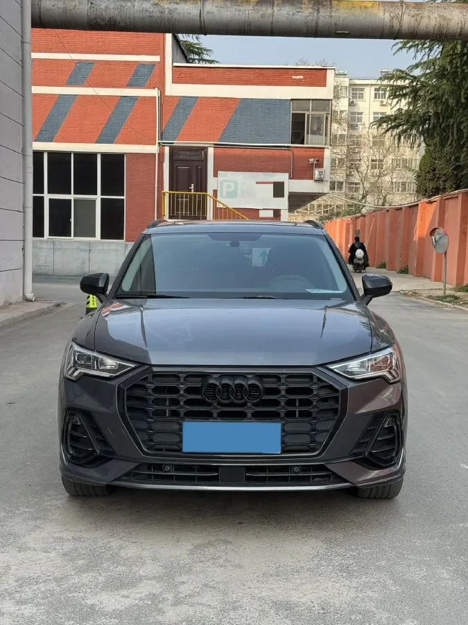 2021 Audi Q3 1.4T 150HP L4 7DCT,autocango,china used car exporter,china ev exporter,chinese used car exporter,chinese used ev exporter