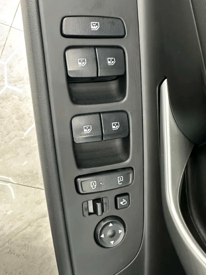 2022 Hyundai Elantra 1.5L 115HP L4 CVT,autocango,china used car exporter,china ev exporter,chinese used car exporter,chinese used ev exporter