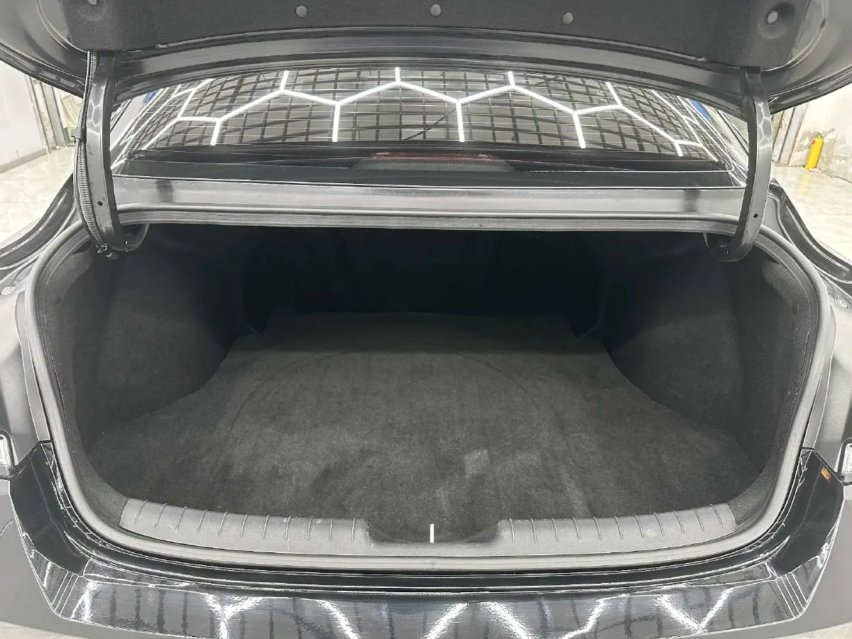 2022 Hyundai Elantra 1.5L 115HP L4 CVT,autocango,china used car exporter,china ev exporter,chinese used car exporter,chinese used ev exporter