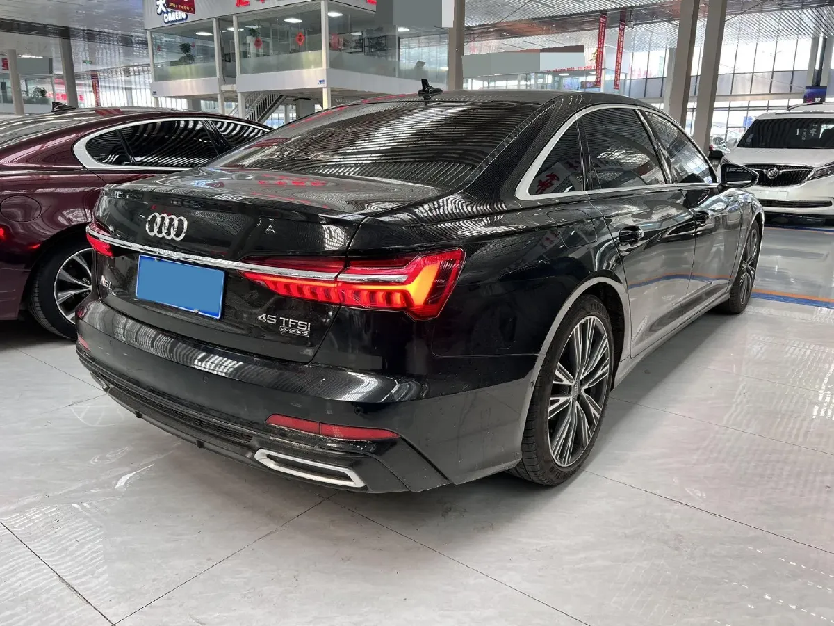 2020 Audi A6L 2.0T 224HP L4 7DCT,autocango,china used car exporter,china ev exporter,chinese used car exporter,chinese used ev exporter