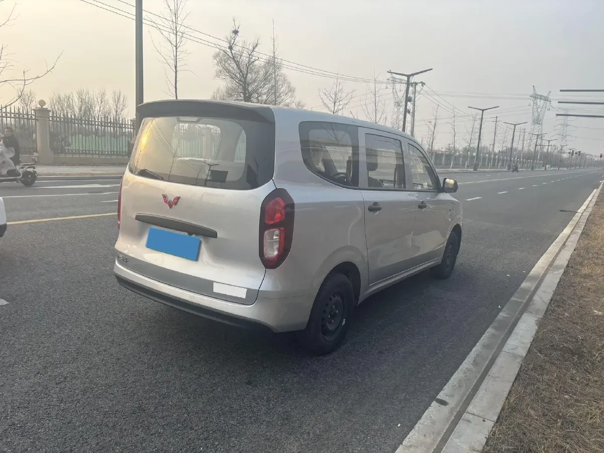 2024 WuLing HongGuang New Energy BEV 32.6KWH,autocango,china used car exporter,china ev exporter,chinese used car exporter,chinese used ev exporter